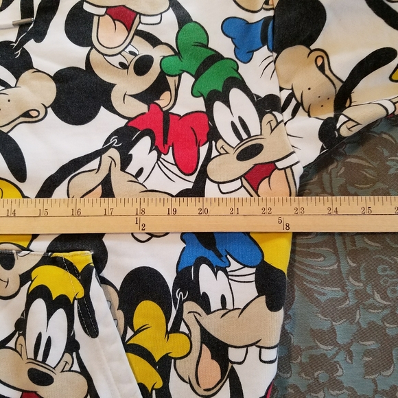 Levi's x Disney Mickey and Friends Graphic Hoodie Sweatshirt Size Small - Picture 11 of 15